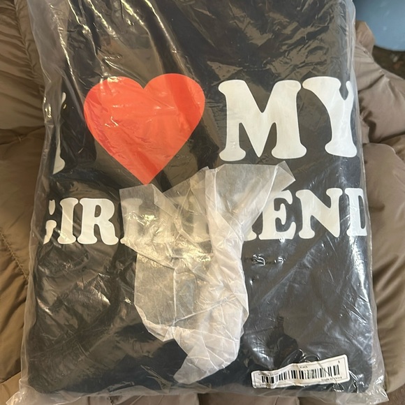 NWT I love my girlfriend sweater shirt - Picture 1 of 1